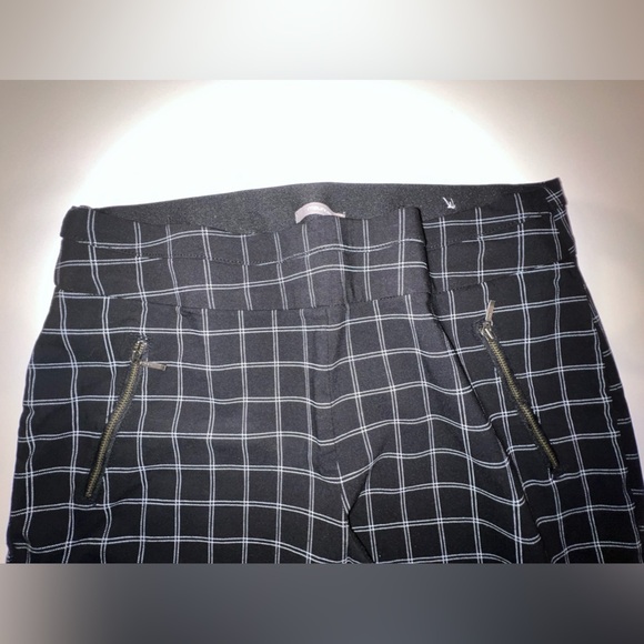 Express Navy and White Plaid Pants Size 10 Long - Picture 6 of 10